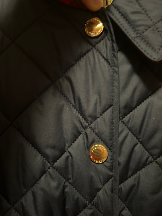 Burberry Navy Quilted Coat with Red Accent Trim - Picture 4 of 14